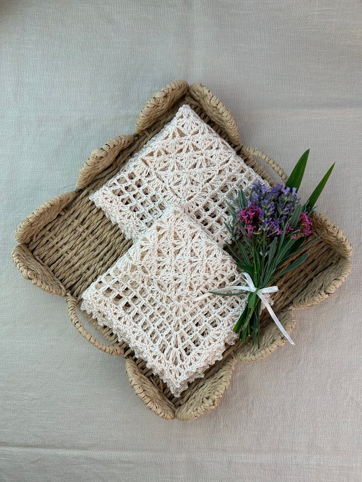 Vintage Lace Crochet Handkerchief Pattern PDF product image (1)
