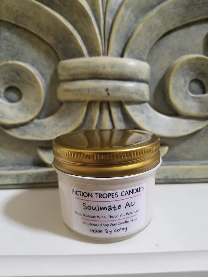 Mini Soulmate AU Candle (Fiction Tropes Candles) product image (2)
