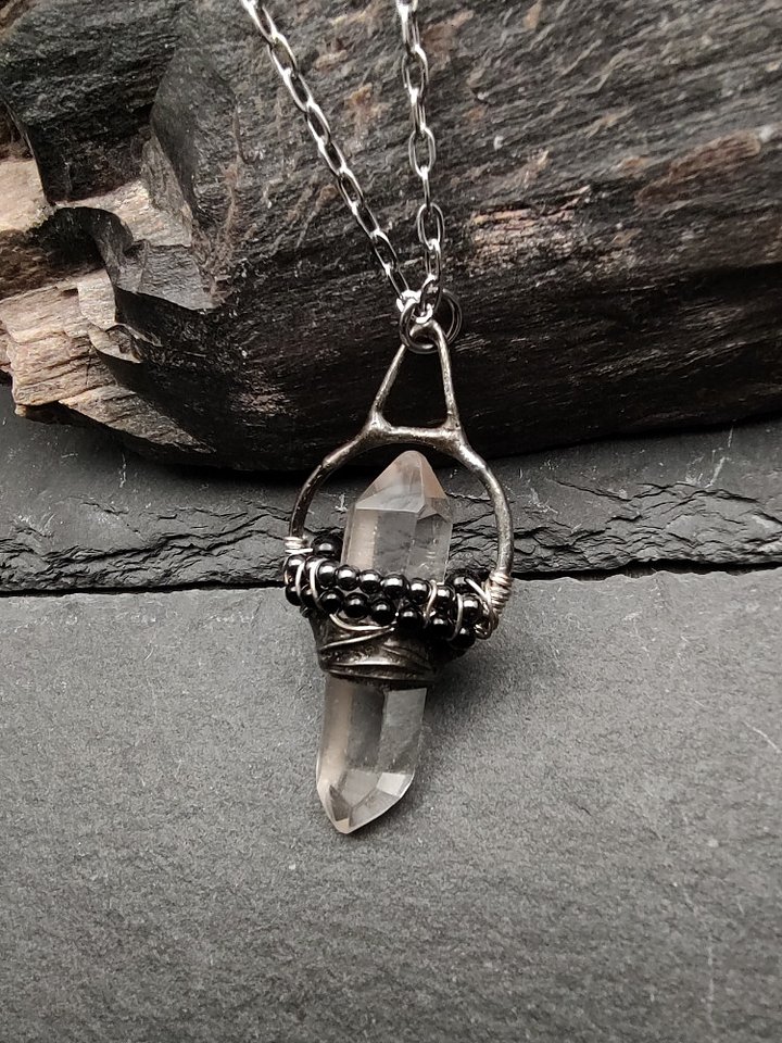 Sorcery Talisman - Ironseed Point product image (1)