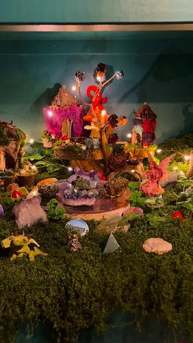 A tour of my fairy village I created over the years at the @norcalrenfaire with @creativefairymemories 💖✨🧚🏼‍♀️🧚🏼‍♂️🧌