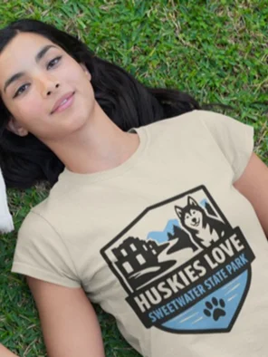 Huskies Love Sweetwater State Park T Shirt product image (3)
