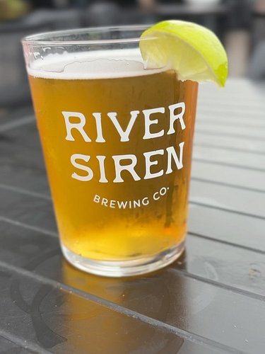 Hey bartender! My throat’s so dry …

Loved our stop at @riversirenbrewing recently. Such a great vibe, nice view, and excelle...