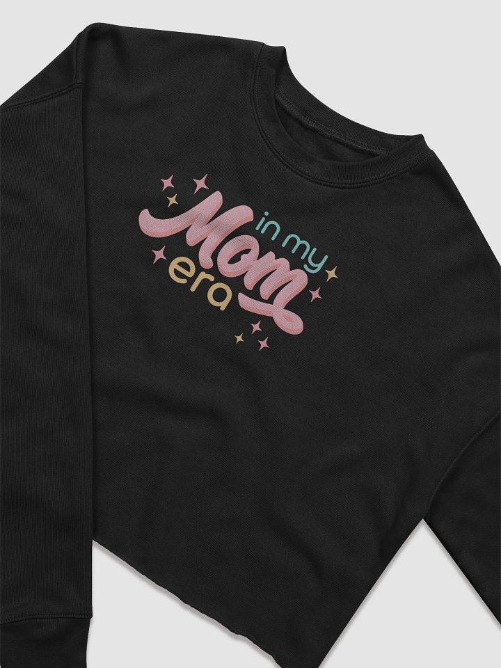 In My Mom Era Crop Top – Fun & Trendy Retro Shirt for Confident Moms product image (2)