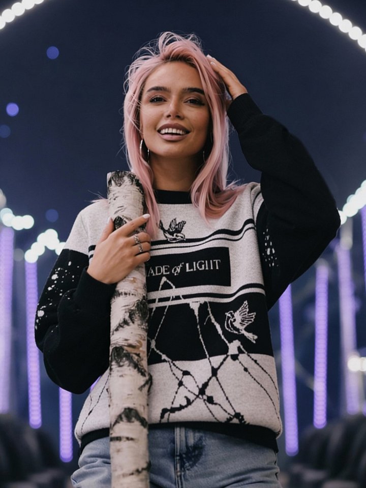 Knitted Crewneck Sweater – Classic Fit | Made of Light-bleach- Celestial Edition product image (1)
