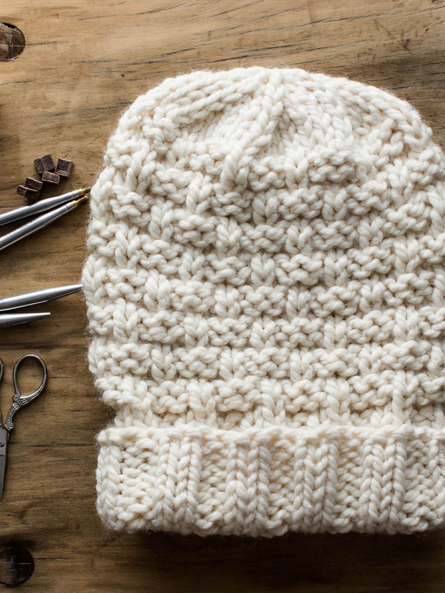 Knit in a Night Slouchy Hat Pattern - Chipper product image (1)