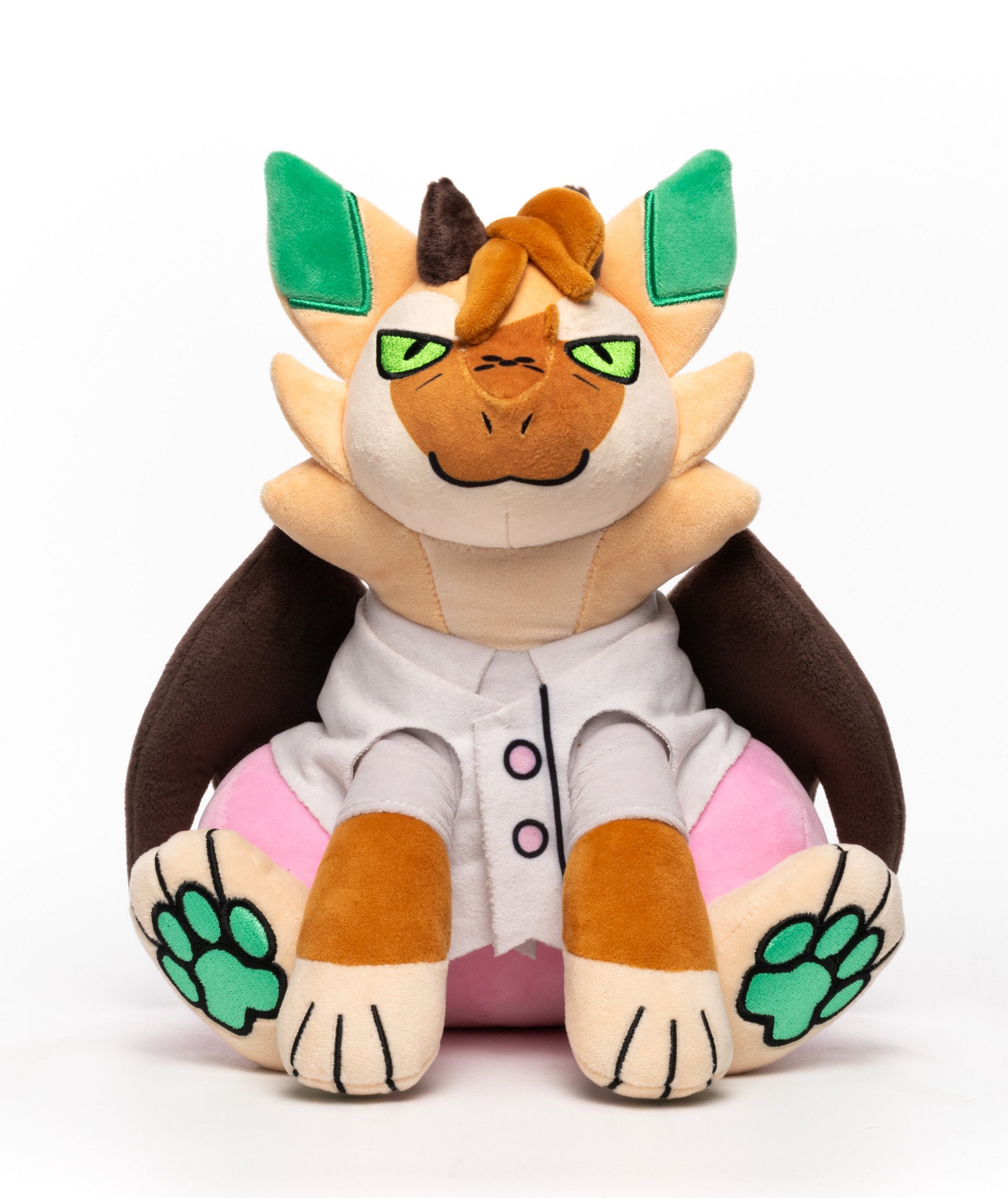 Gran Plushie [PRE ORDER] product image (1)
