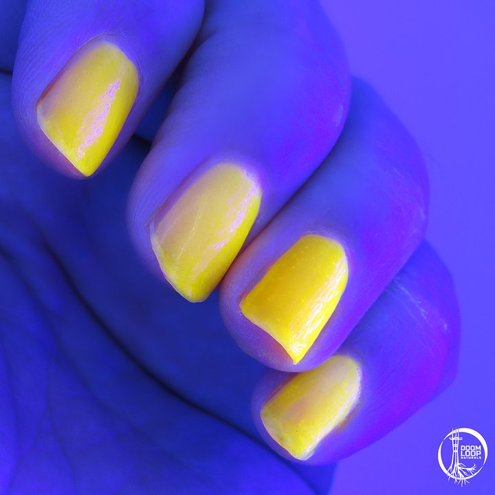 HIT THE STREETS - Neon Orange Jelly Magnetic Sparkle Polish product image (2)