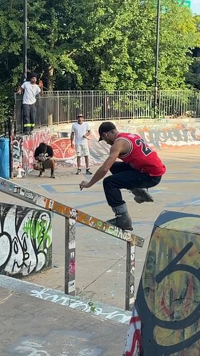 BPSO 9, more tricks!! Lots went down, so check it out on YouTube!

@metrocardclassic @boschipopeskateoff 

Supported by @get_...
