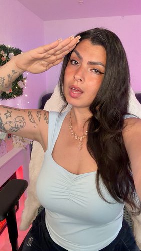 Twitch || wolfee ✨

Live now playing final fantasy 7! Come hang out!