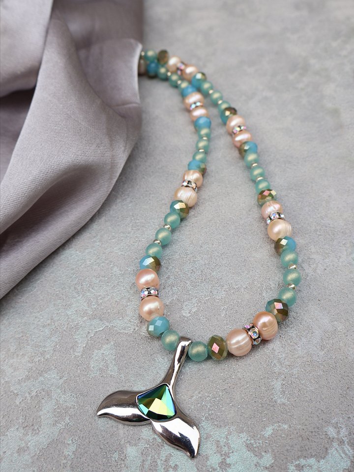 Mermaid Tail Necklace product image (1)