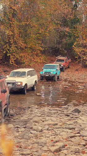 Feel that? 🍂😤

#fallvibes #overlandlife #bakeroverland #autumn #campingseason