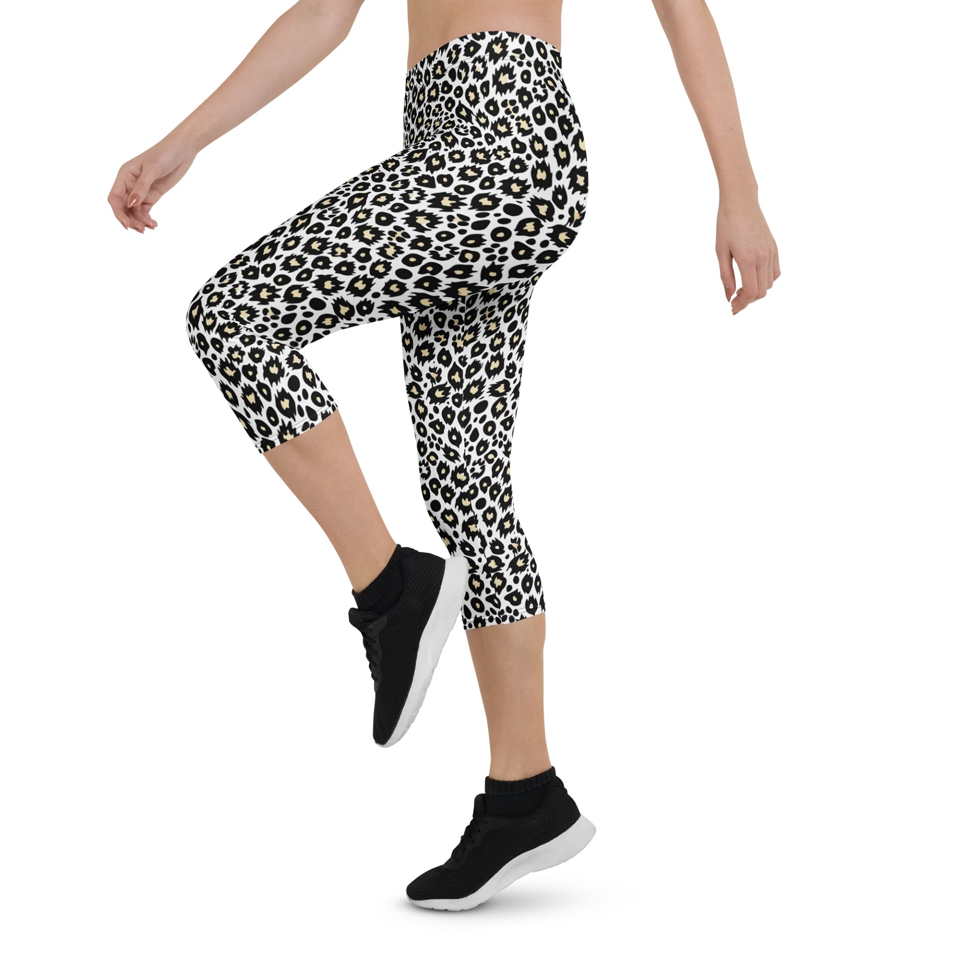 Comfortable Chic Leopard Print Capri Leggings for Daily Wear product image (3)
