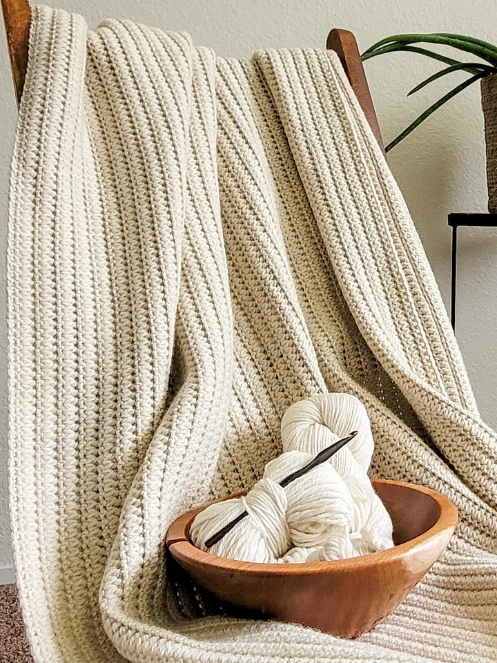 Hand in Hand Blanket Crochet Pattern product image (1)