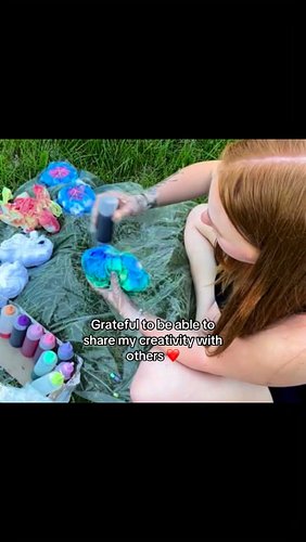 This is what it’s all about right? 🥹

#streamer #creativestreamer #artstreamer