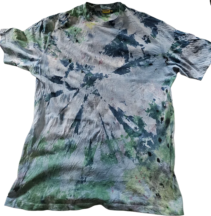 Tie-Dye Shirt: The Sea and Me product image (1)