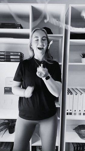 Flooring that ain't boring. 🎬

Meet the people behind it.

Our Liverpool team. Our London crew. Our fit teams covering every ...
