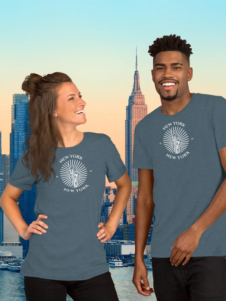 New York - Lady Liberty / Short-Sleeve Tee product image (1)