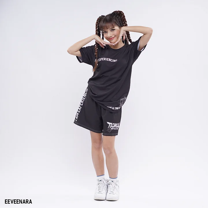 EXPERIENCING TEE - [BLACK] product image (2)