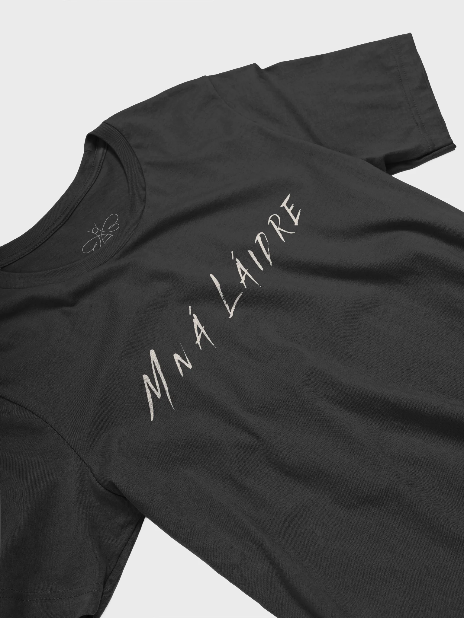 Mná Láidre (Strong Women) T-Shirt product image (9)
