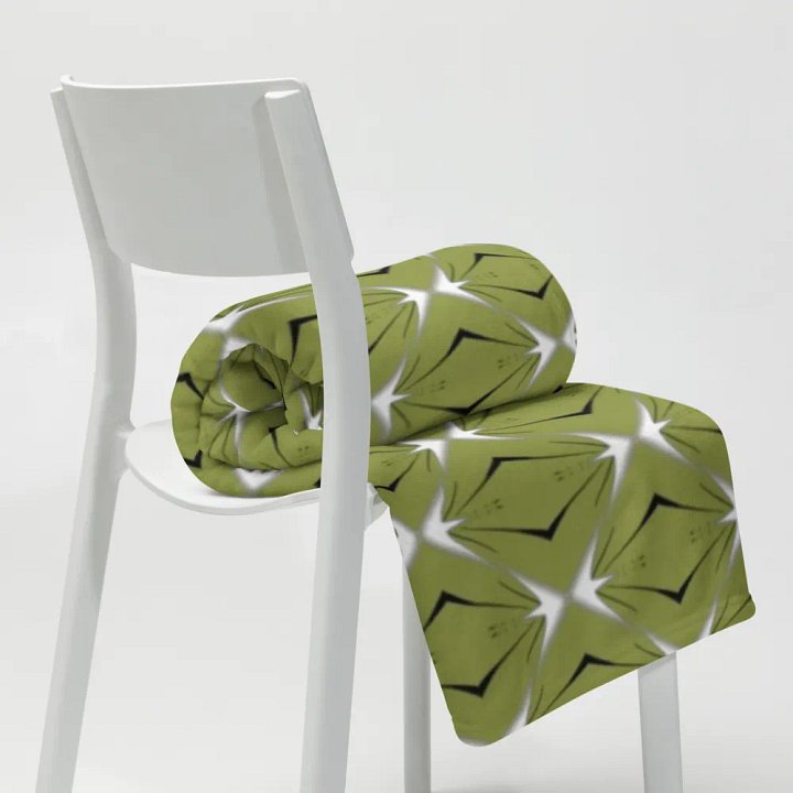 Green Black & White Diamond Star Seamless Pattern Throw Blanket product image (2)