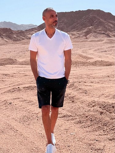 ☀️ 🐪 

📸 @sanja_salem_creates