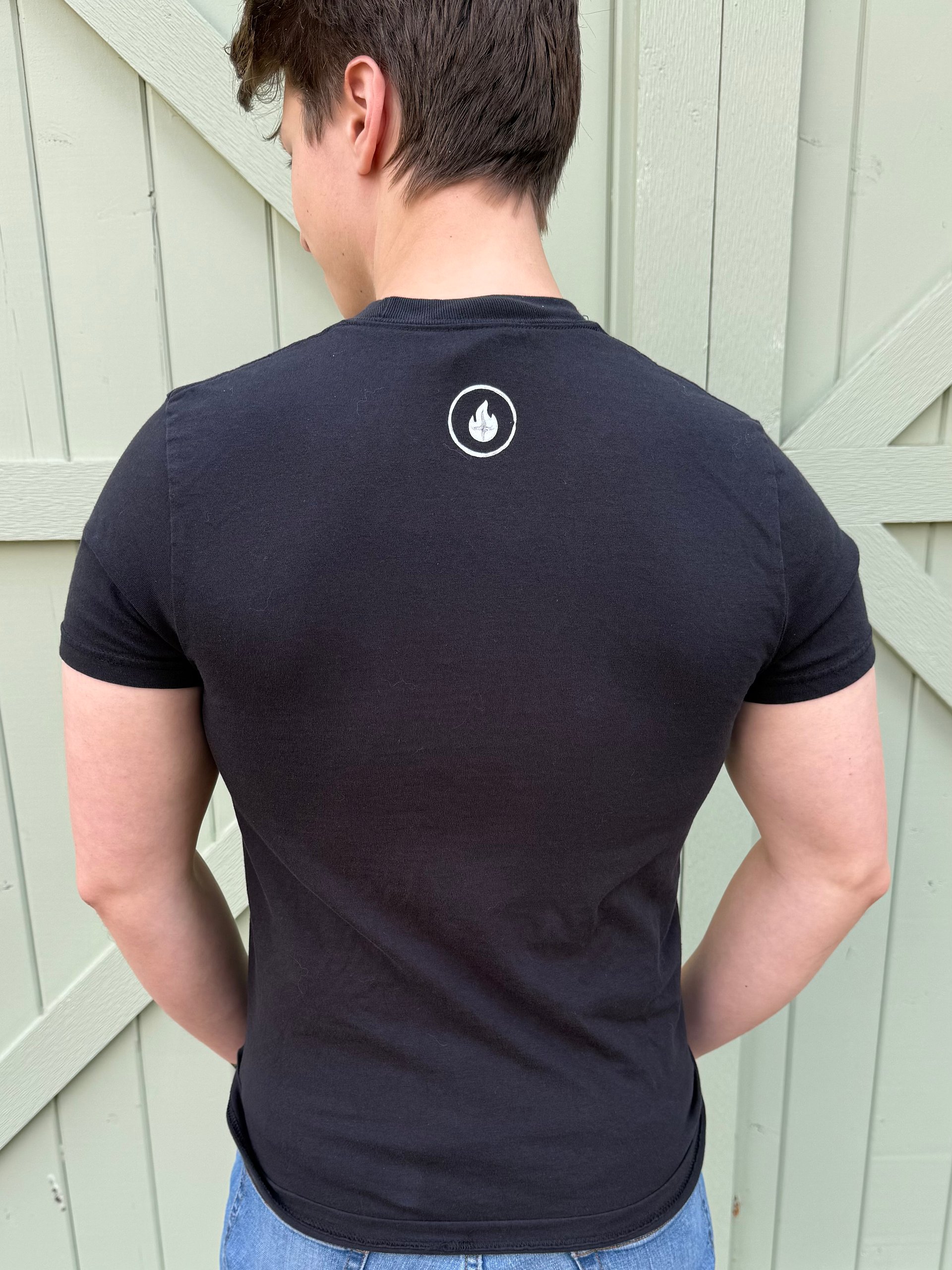 Christian Art Shouldn't Suck Tee product image (3)