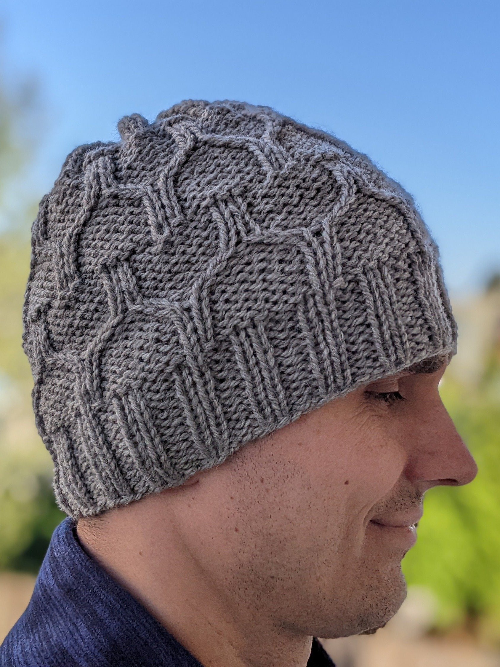 Bulky Yarn Cable Hat Knitting Pattern for Men product image (3)