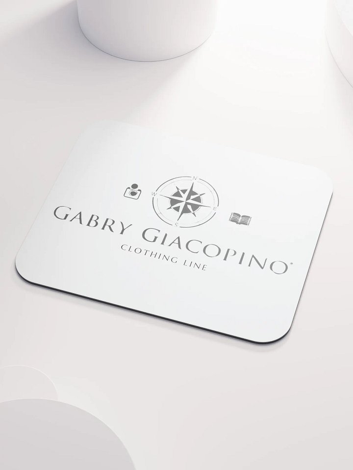 Tappetino per Mouse Gabry Giacopino Clothing Line WHITE – Stile e Precisione sulla tua Scrivania product image (2)
