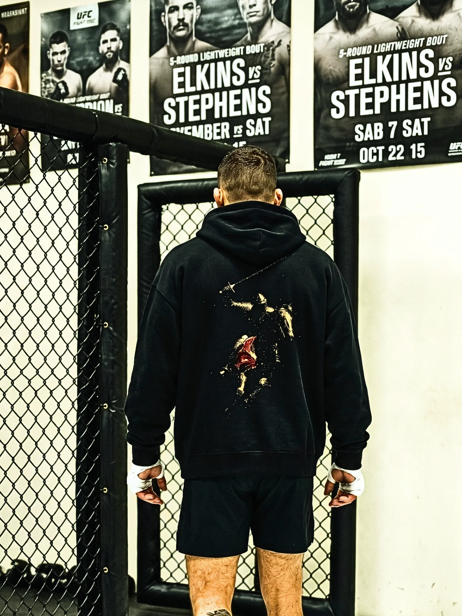 HEAVYWEIGHT TRAINING HOODIE product image (8)
