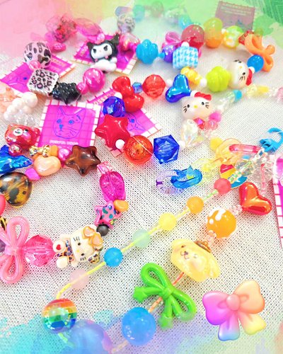 in addition to traditional and fiber art, i also love making fun, chunky bracelets!  fairykei, gyaru, lolita & hime-gyaru are...