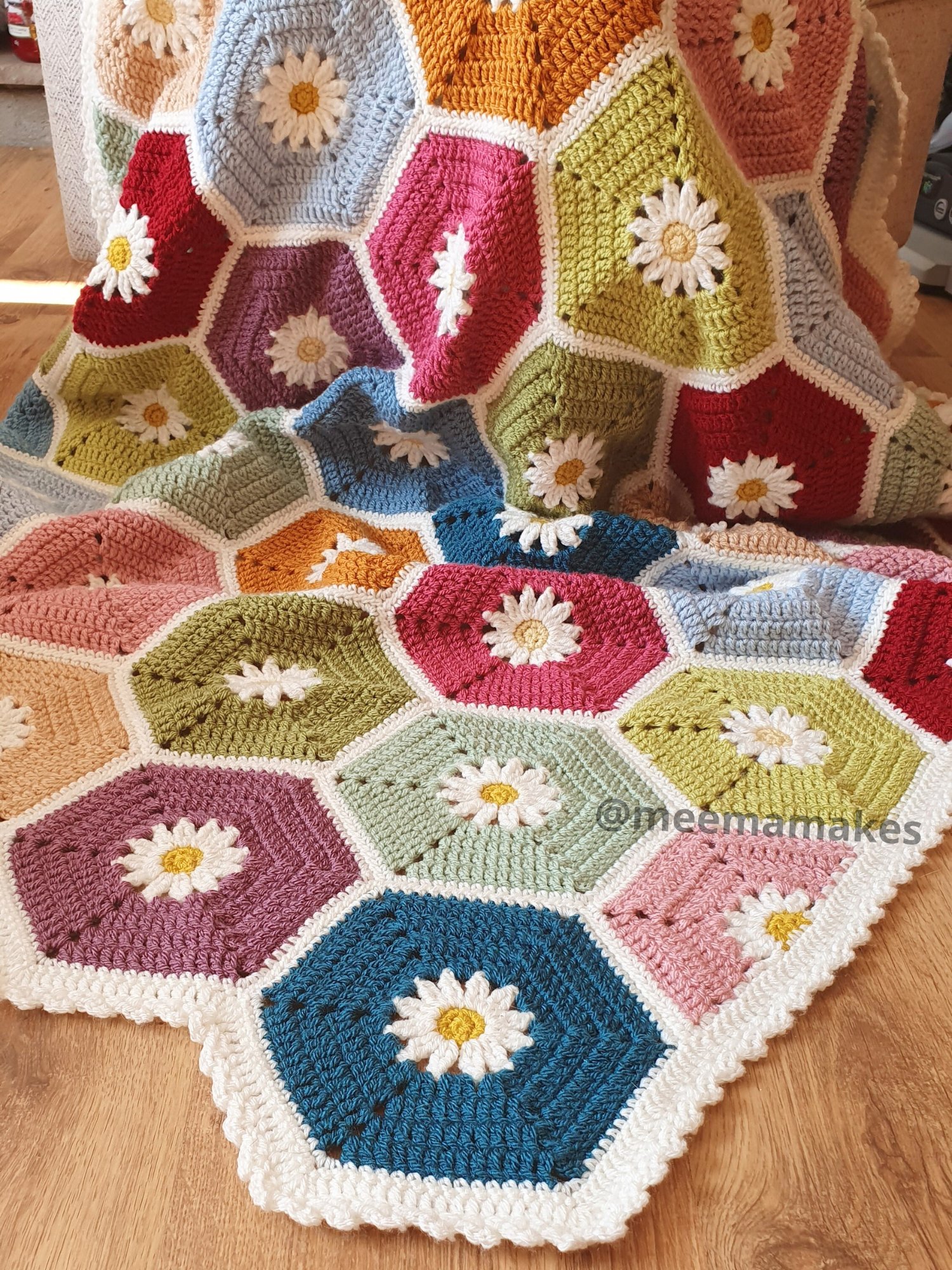 Hexadaisy Blanket Pattern product image (5)