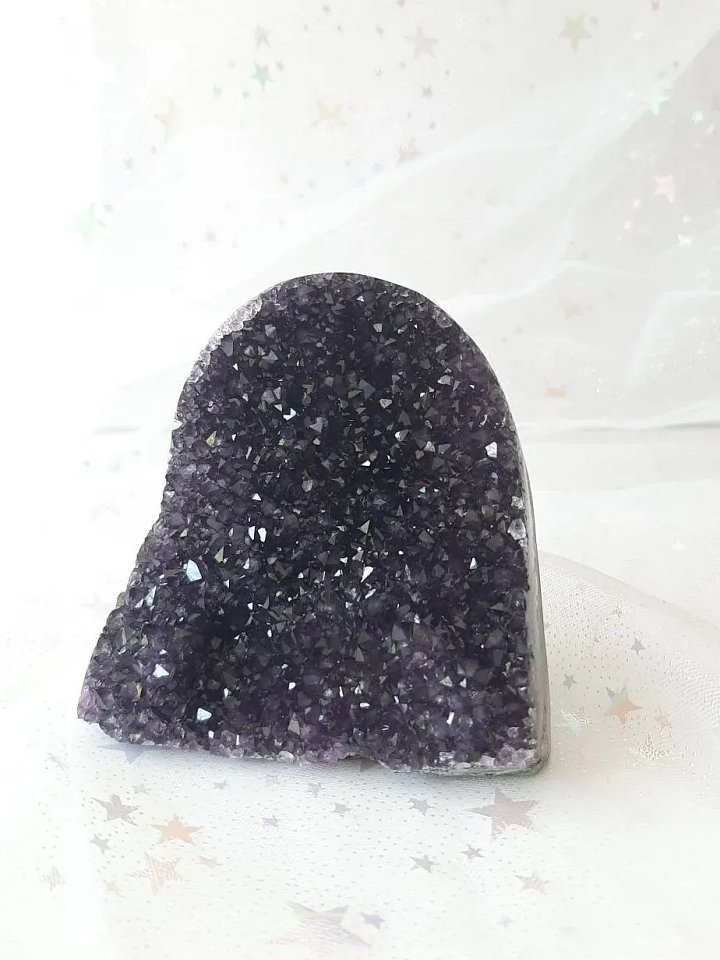 Grape jelly galaxy amethyst product image (2)