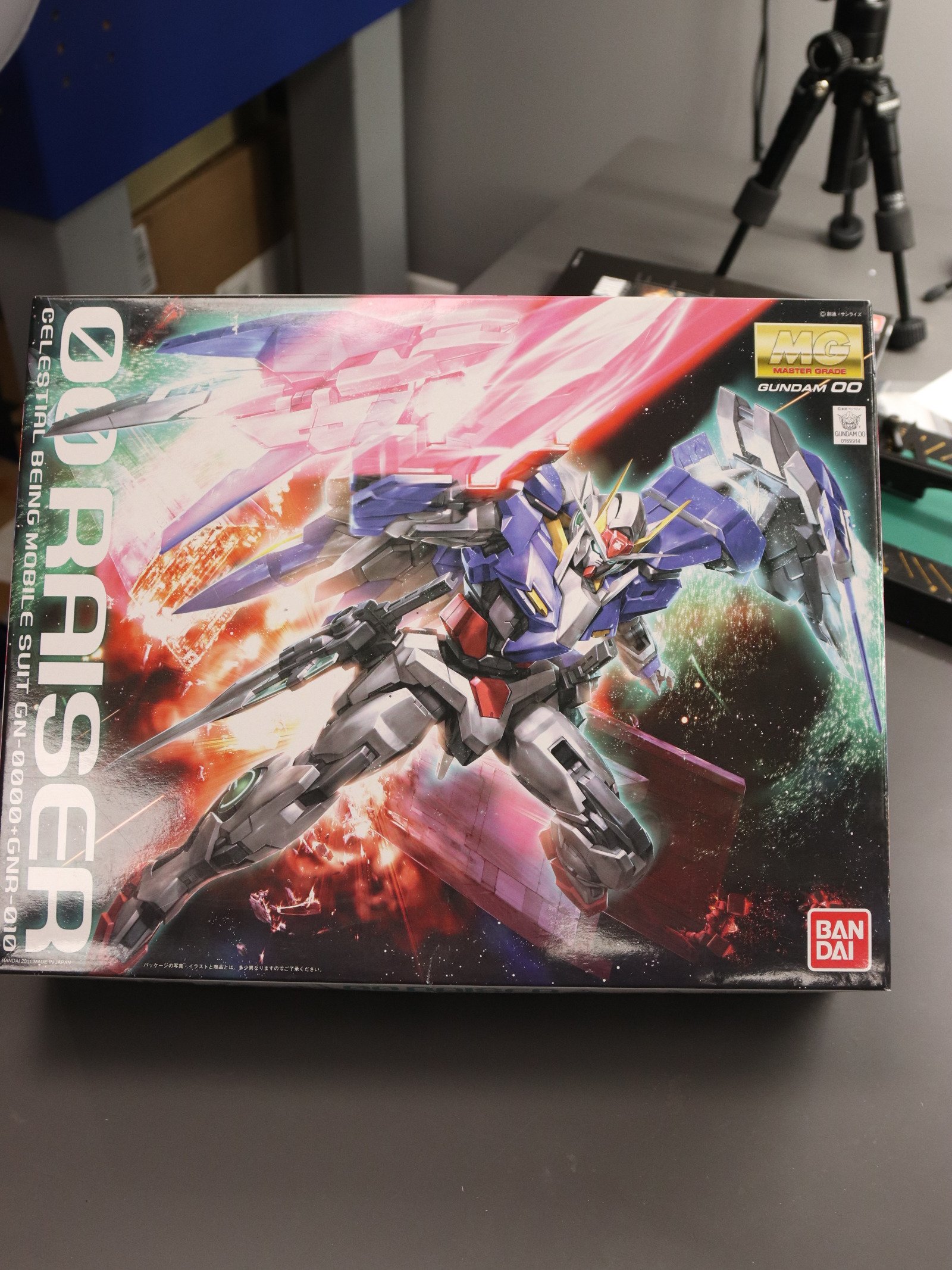 Bandai MG OO Raiser product image (1)