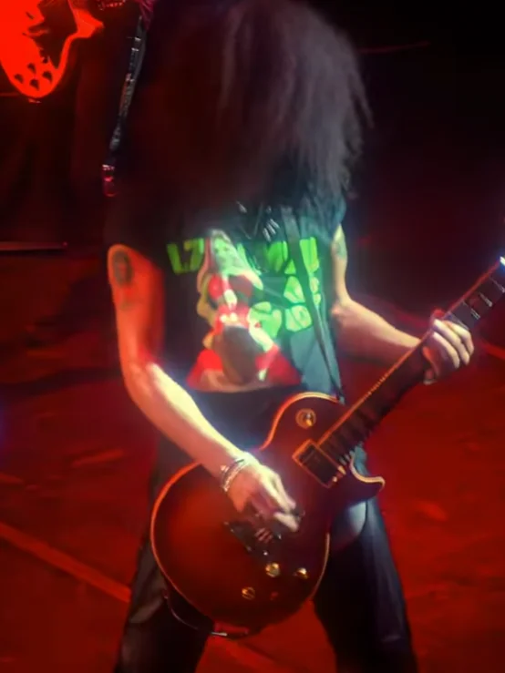 L7 SMELL THE MAGIC TEE product image (2)