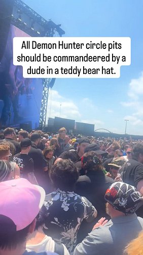 One of the best parts of our Sonic Temple 2026 experience was this circle pit. #moshpit #demnhunter #sonictemple