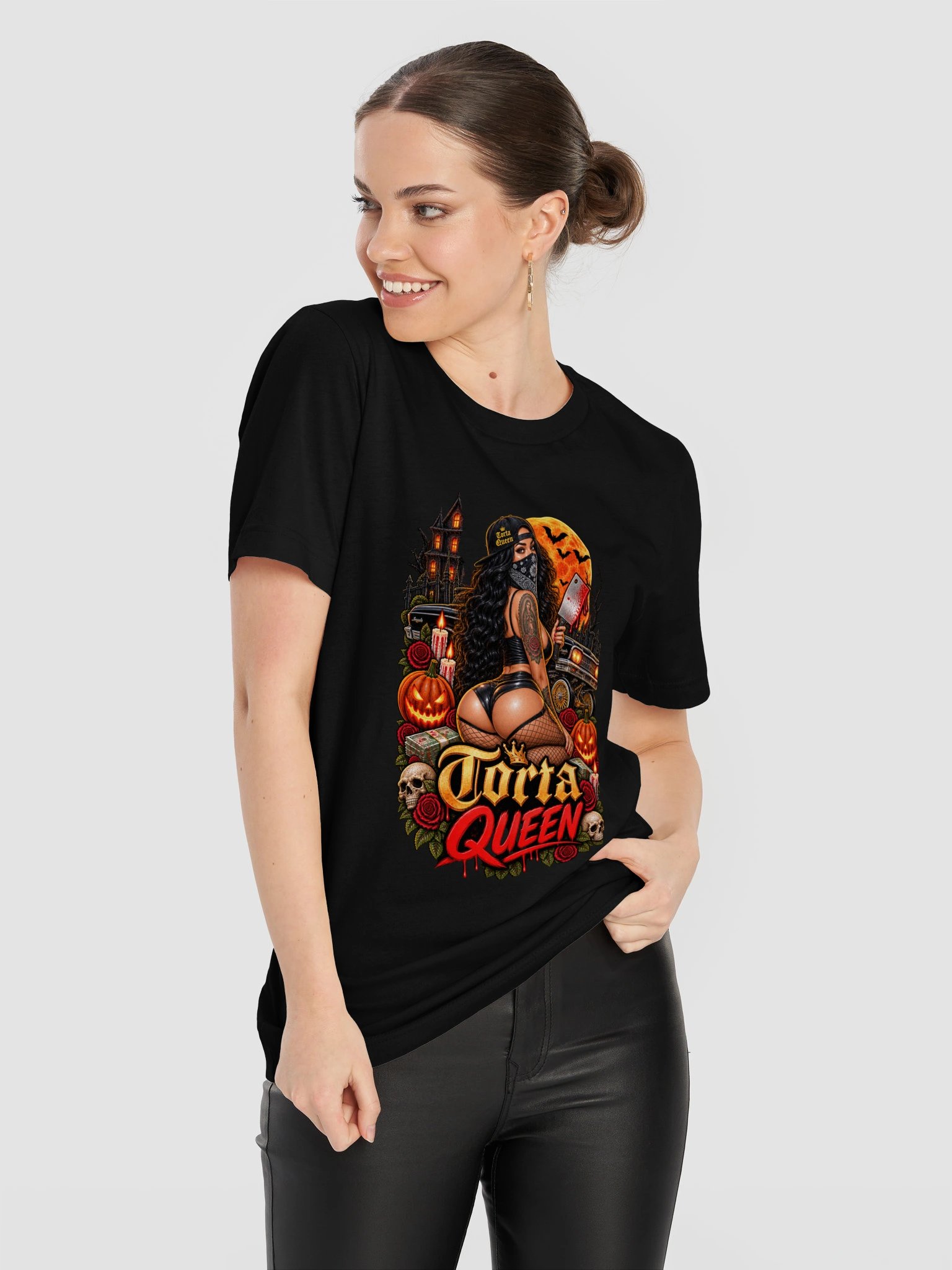 Torta Queen Haunted Nights Tee product image (11)