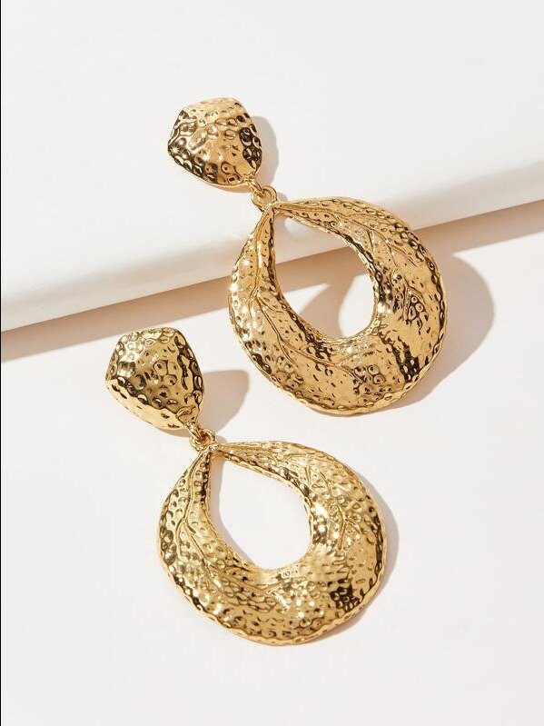 BIZwear Hollow Out Water Drop Earrings product image (1)