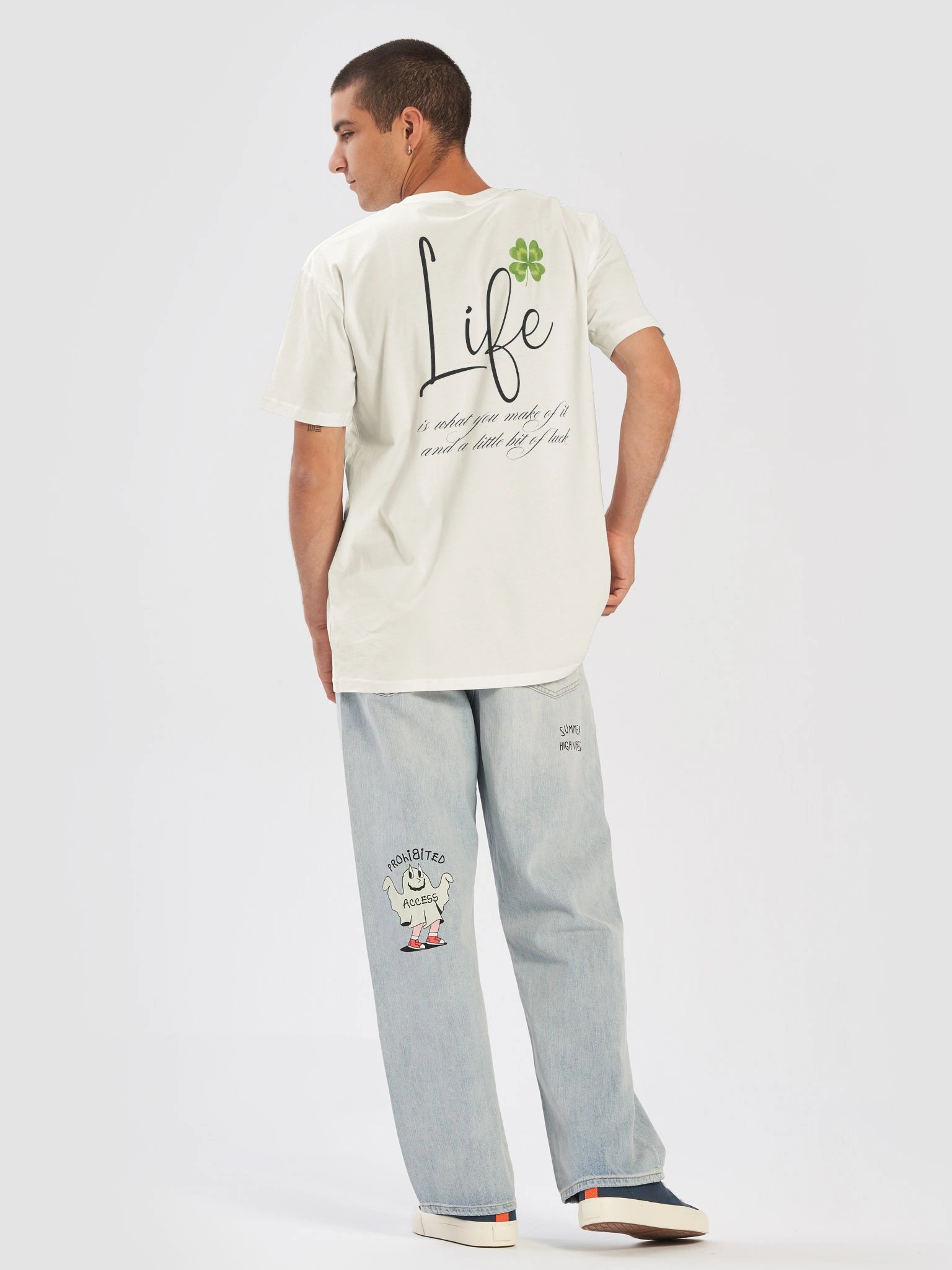 Life & Luck: Gestalte dein eigenes Glück Eclipse Black Premium Tee product image (12)