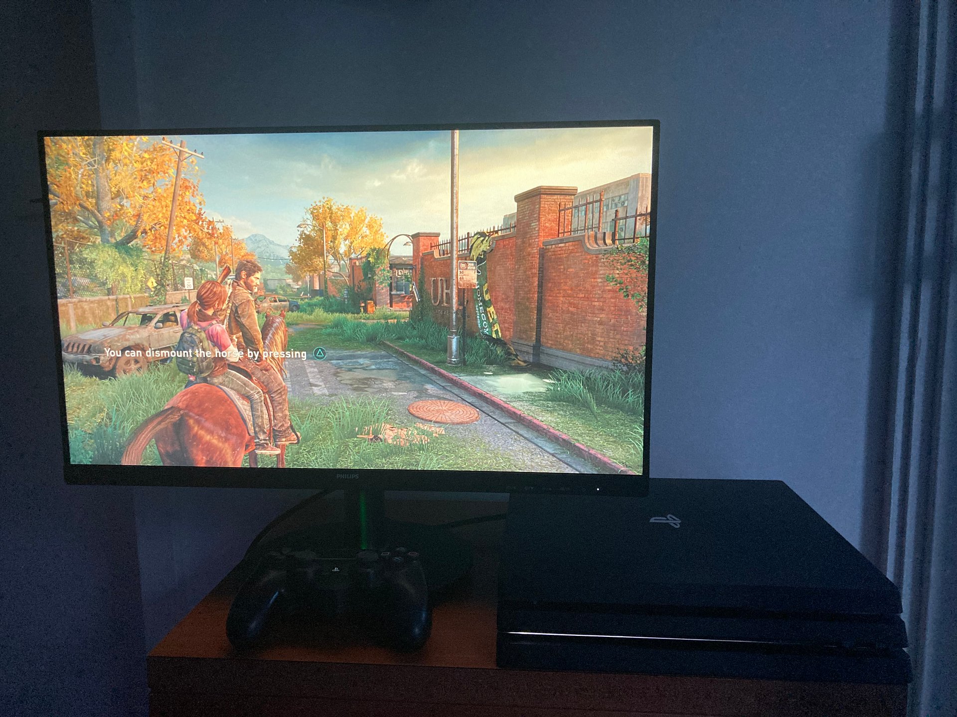 Sony PS4 Playstation 4 Pro 1TB product image (2)