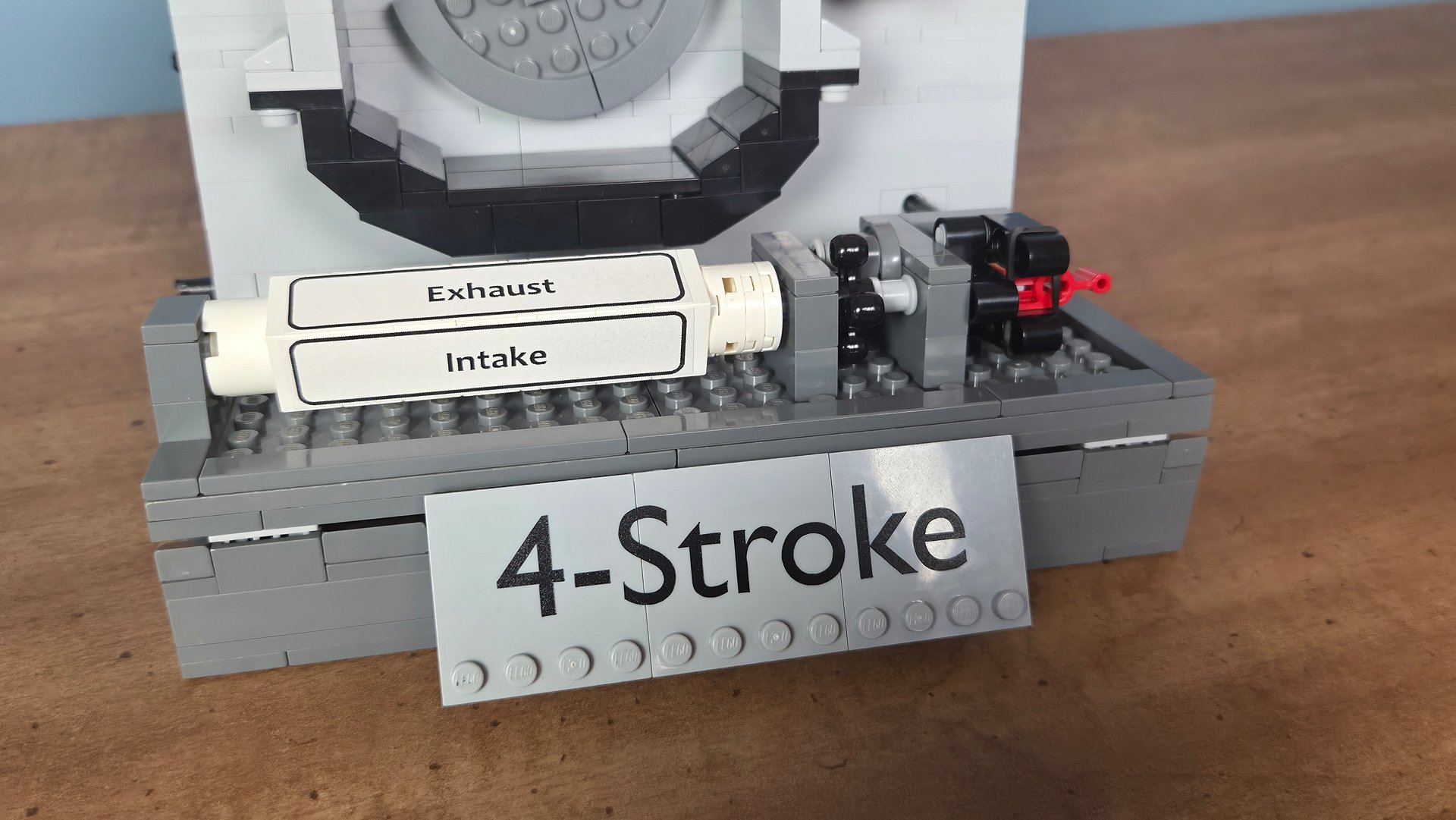 4-Stroke Modular Explainer Engine MOC Instructions product image (2)