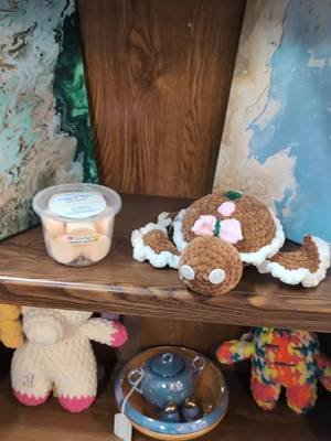 I sprinkled around some fun bathroom items! bath bombs, toilet bombs, shower bombs. (and there's soap!) #bathbomb #v1071 #SmallBusiness #fridayvibes #spaday 