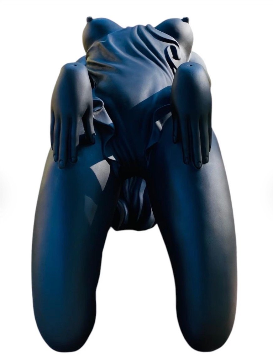 Woman Table product image (5)