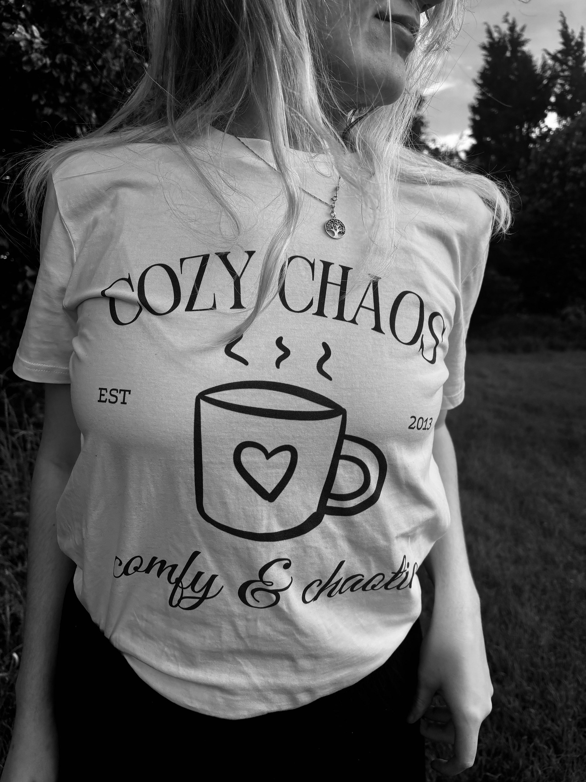 Cozy Chaos - Shirt product image (15)