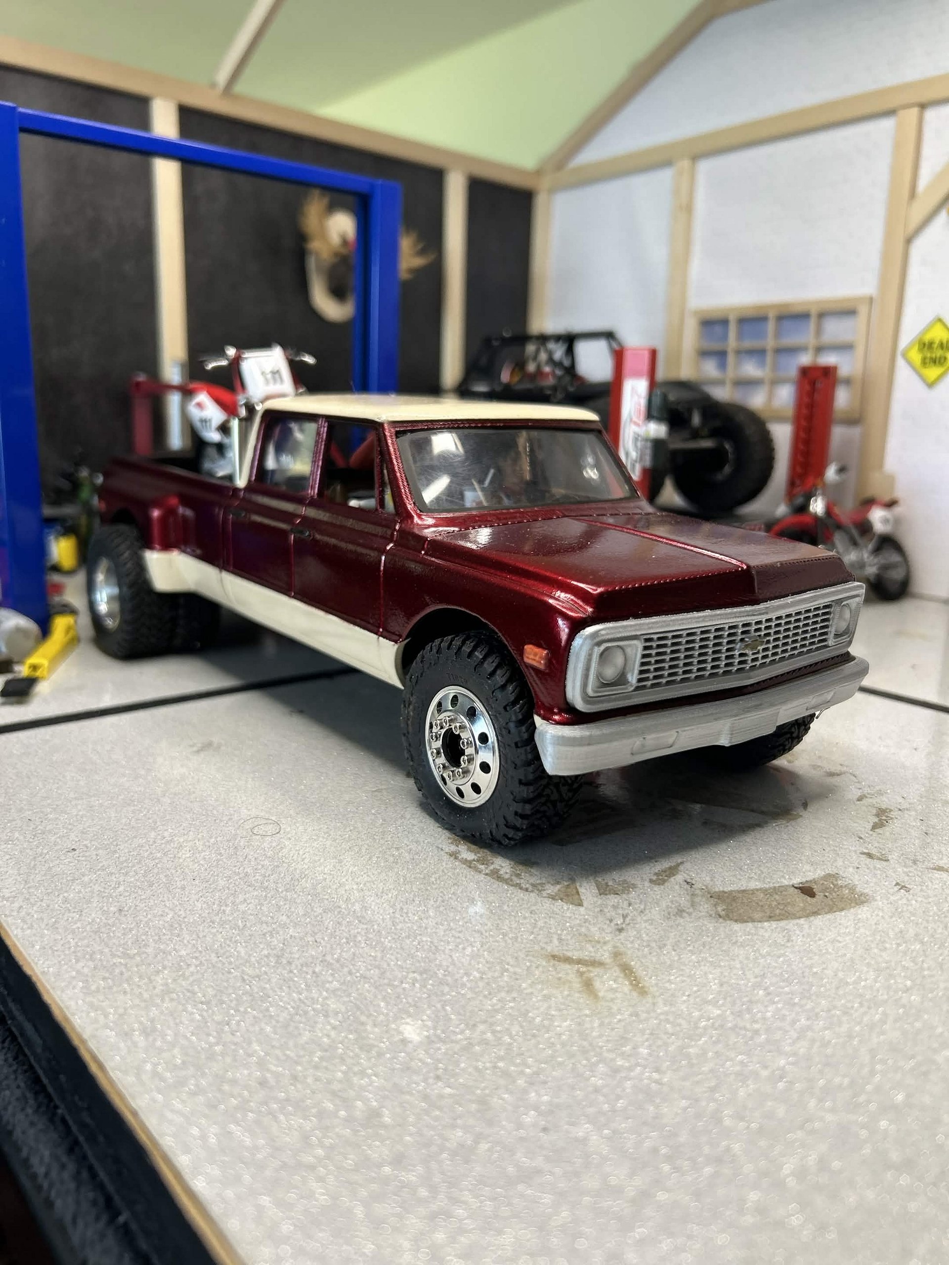 Dually product image (1)