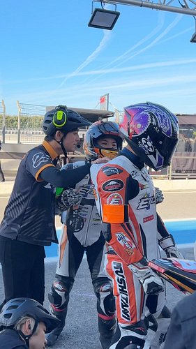 ウォームアップ完了！✅🔥

決勝に向けて準備万端です！皆さん、応援よろしくお願いします！🏁

🇬🇧

Warm-up complete! ✅🔥

We’re ready for the race! Will you be there to cheer...