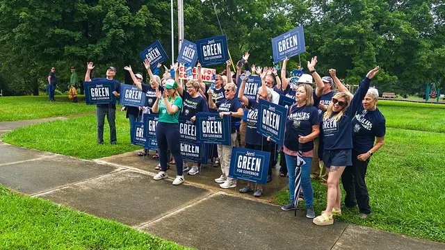 With one tough mother and a whole lot of people ready to work. @Jerri Green brought her East Tennessee tour to Oak Ridge for a GOTV rally, then hit the doors with volunteers. A big thank-you to County Commission District 5 candidate Marty May and State House candidate @kelly4tn33 for stepping away from their own campaigns to help another Democrat. Campaign days are already long, and that kind of solidarity matters. Nobody wins alone. We win by showing up for each other, knocking the doors, and doing the work.