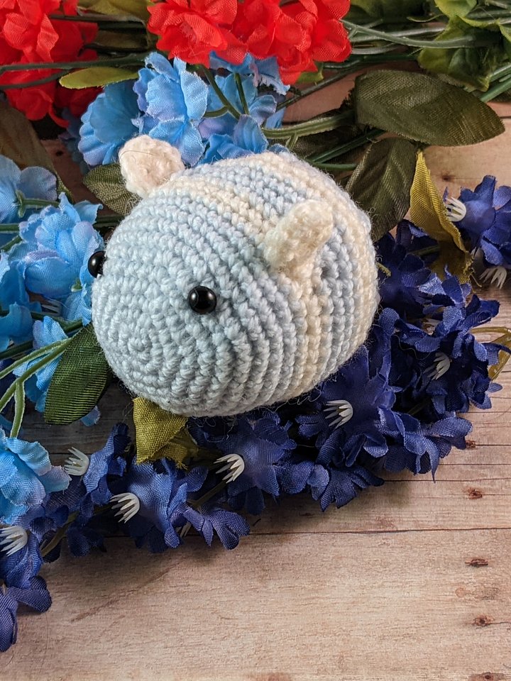 [PRE-ORDER] Snowflake Bee Plush product image (1)