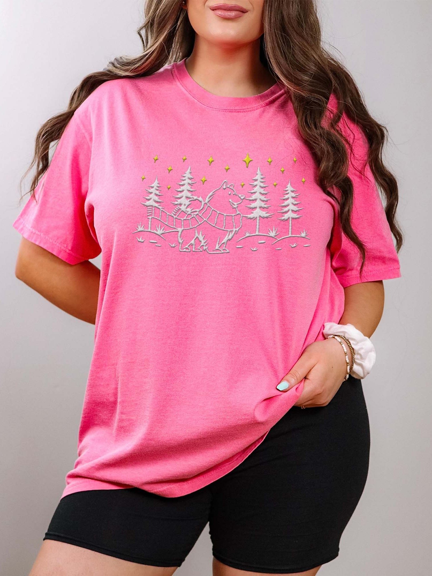 Samoyed Winter/Christmas Line Art Design Embroidered T-Shirt product image (2)