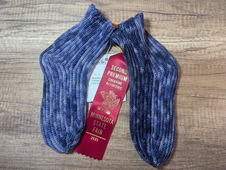 Enzuigiri Socks **PDF PATTERN** product image (1)