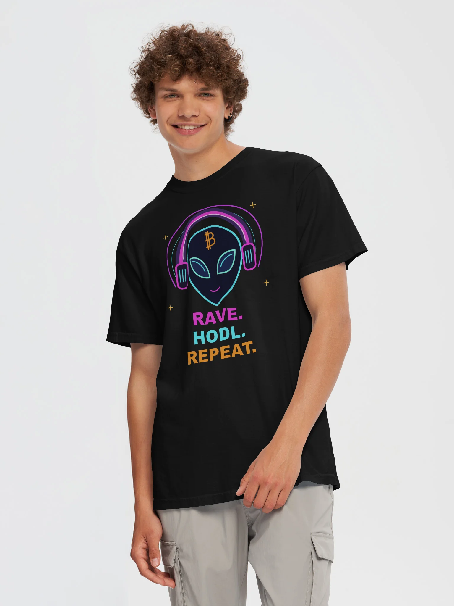 Rave. HODL. Repeat. Bitcoin Alien T-Shirt product image (17)